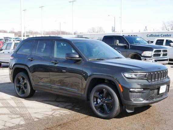 JEEP GRAND CHEROKEE 2024 1C4RJHBG8RC170213 image